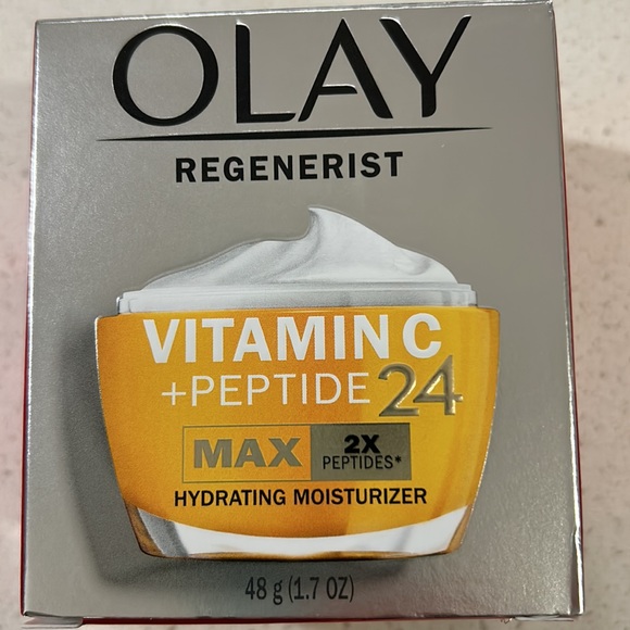 New in box Oil of Olay Regenerist  Hydrating Moisturizer 1.7 oz - Picture 5 of 6